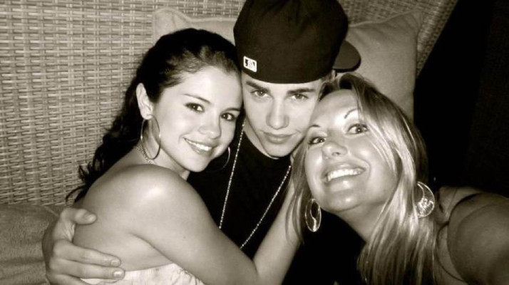 photo 18 in Selena Gomez gallery [id498613] 2012-04-17 00:00:00