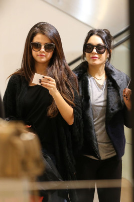photo 6 in Selena gallery [id607894] 2013-02-23 00:00:00