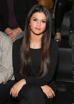 Selena Gomez pic #759019