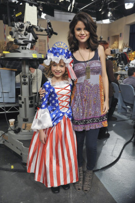 photo 23 in Selena Gomez gallery [id452247] 2012-01-18 00:00:00