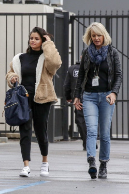 Selena Gomez - Heading to a Studio in Orange County, CA 02/13/2019