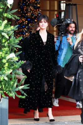 Selena Gomez - Paris 12/13/2019