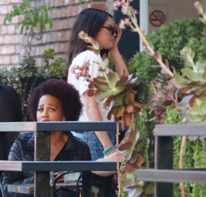 Selena Gomez - Mercado Restaurant in Los Angeles 06/14/2019