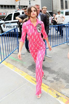 Selena Gomez – Out in Manhattan