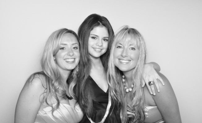 photo 20 in Selena Gomez gallery [id396219] 2011-05-20 00:00:00