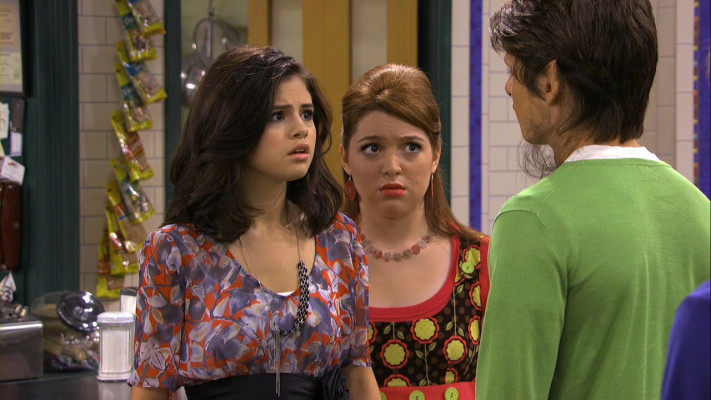 photo 15 in Selena Gomez gallery [id341562] 2011-01-14 00:00:00