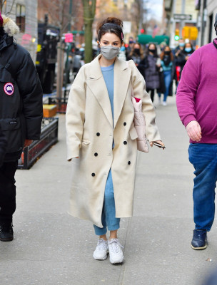 Selena Gomez - Only Murders in the Building (2021) On Set in New York 01/17/2021