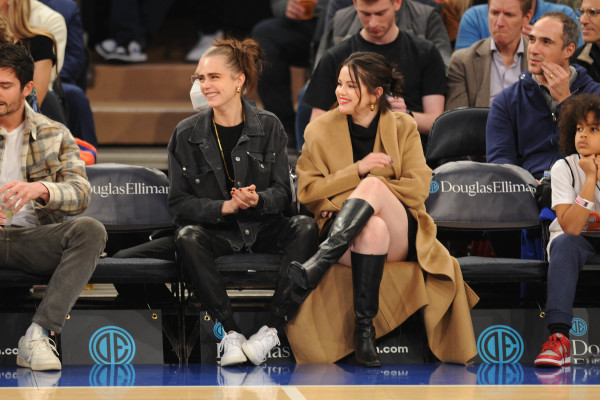 Selena Gomez - Orlando Magic vs New York Knicks Game in New York 11/17/2021