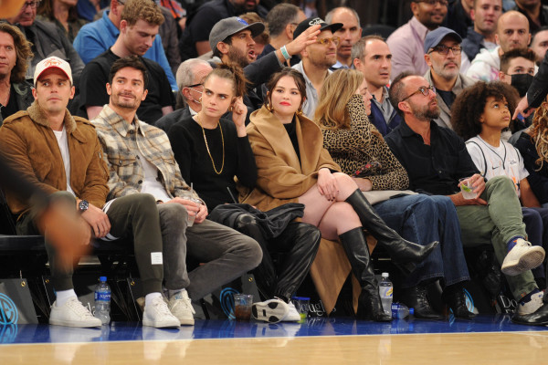 Selena Gomez - Orlando Magic vs New York Knicks Game in New York 11/17/2021
