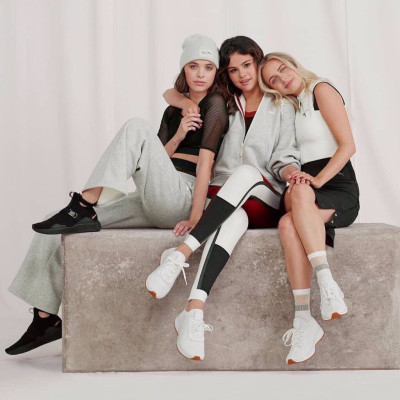 Selena Gomez - Puma Strong Girl (2018)