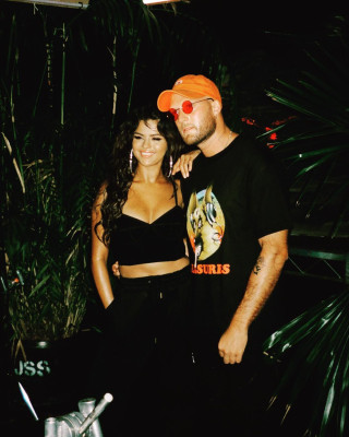Selena Gomez - Music Video TakiTaki (2018)