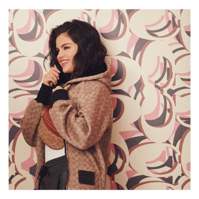 Selena Gomez - Selena Gomez x Coach (2019)