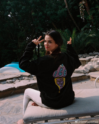 Selena Gomez - 'Ice Cream' Merch (2020)