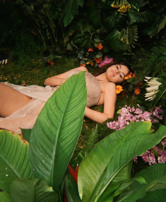 Selena Gomez - Music Video &#039;Rare&#039; (2020)