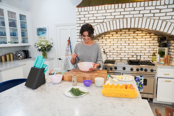 Selena Gomez -  Selena + Chef (2020)