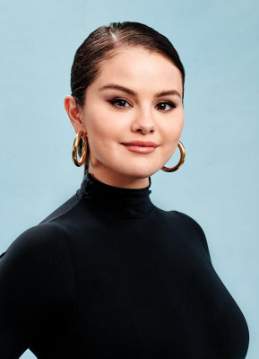 Selena Gomez - Entrepreneur Magazine (2021)
