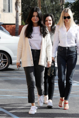 Selena Gomez - Los Angeles 12/23/2018