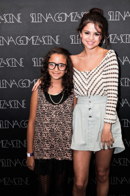 photo 4 in Selena gallery [id462794] 2012-02-13 00:00:00