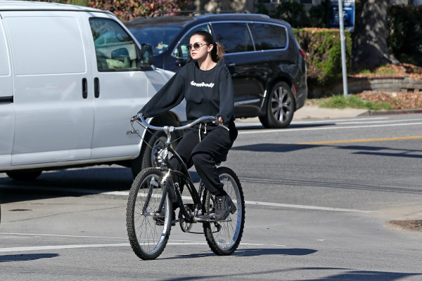 Selena Gomez - Studio City 01/24/2020