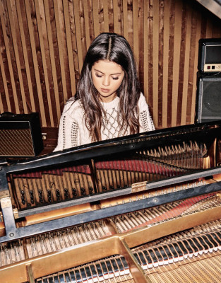 photo 14 in Selena Gomez gallery [id835774] 2015-10-12 00:00:00