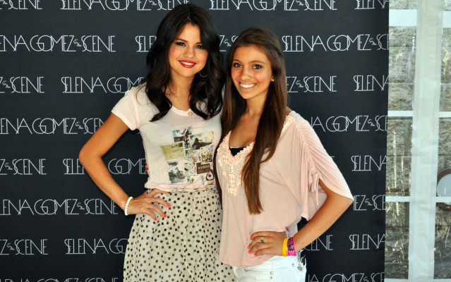 photo 24 in Selena Gomez gallery [id533723] 2012-07-11 00:00:00