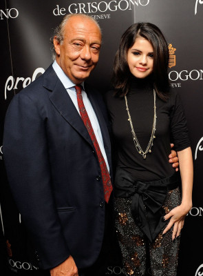 photo 13 in Selena Gomez gallery [id301251] 2010-10-04 00:00:00
