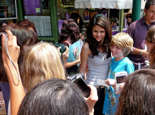 Selena Gomez pic #276258