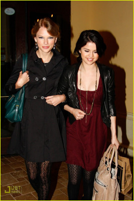 Selena Gomez pic #221521