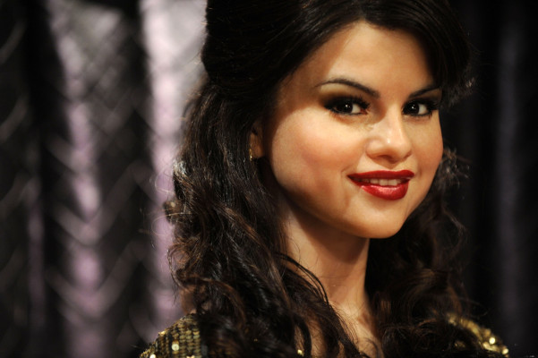 photo 9 in Selena Gomez gallery [id438794] 2011-11-22 00:00:00