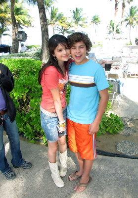 photo 9 in Selena Gomez gallery [id349683] 2011-01-31 00:00:00