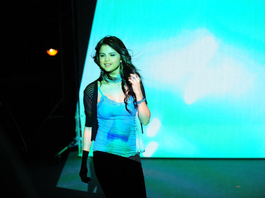 Selena Gomez pic #522845