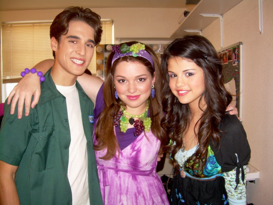 photo 13 in Selena Gomez gallery [id349679] 2011-01-31 00:00:00