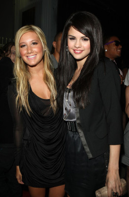 Selena Gomez pic #423678