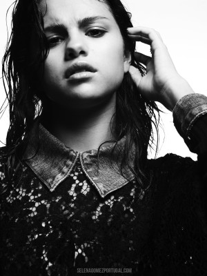 Selena Gomez pic #729751