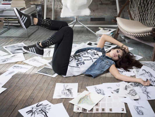 photo 5 in Selena Gomez gallery [id658303] 2013-08-25 00:00:00