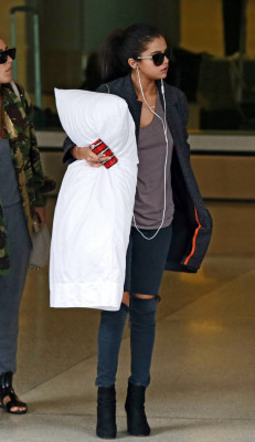 Selena Gomez pic #749605