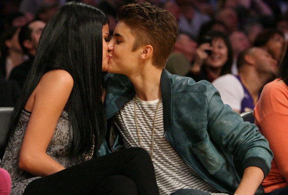 photo 11 in Selena Gomez gallery [id500113] 2012-04-20 00:00:00