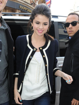 Selena Gomez pic #274211