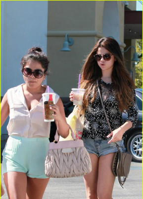 photo 13 in Selena Gomez gallery [id540857] 2012-07-26 00:00:00