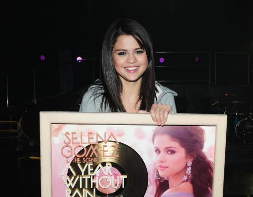 photo 10 in Selena Gomez gallery [id409936] 2011-07-22 00:00:00