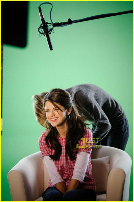 photo 26 in Selena Gomez gallery [id213149] 2009-11-27 00:00:00