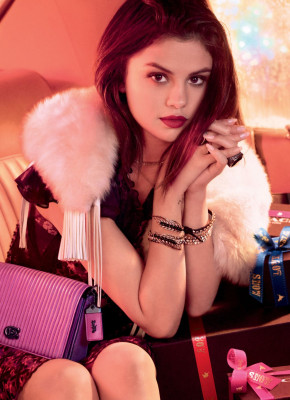 Selena Gomez – Coach 2017