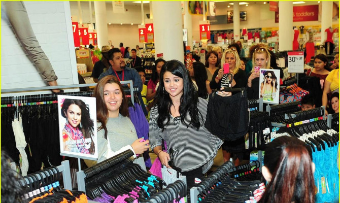 photo 15 in Selena Gomez gallery [id504604] 2012-04-30 00:00:00