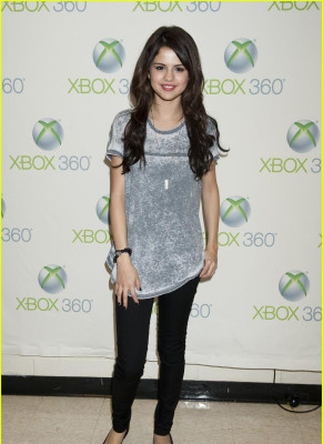 photo 16 in Selena gallery [id395989] 2011-05-19 00:00:00