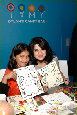 Selena Gomez pic #212040
