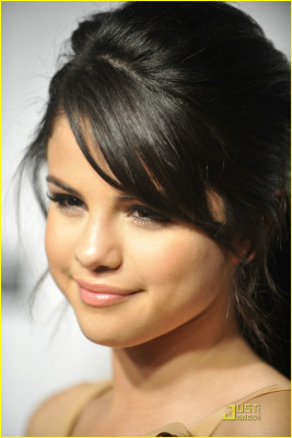 photo 7 in Selena Gomez gallery [id195425] 2009-10-08 00:00:00