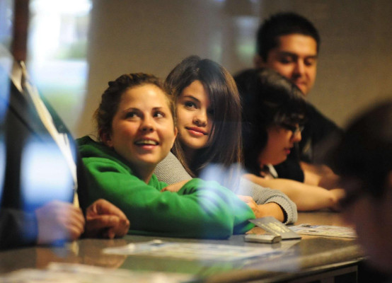 photo 4 in Selena Gomez gallery [id296254] 2010-09-15 00:00:00