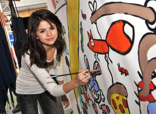 photo 4 in Selena Gomez gallery [id293246] 2010-09-08 00:00:00