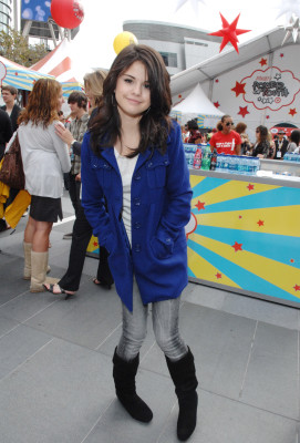 photo 22 in Selena Gomez gallery [id293258] 2010-09-08 00:00:00