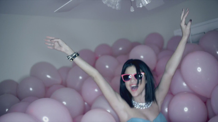 photo 14 in Selena Gomez gallery [id501695] 2012-04-23 00:00:00